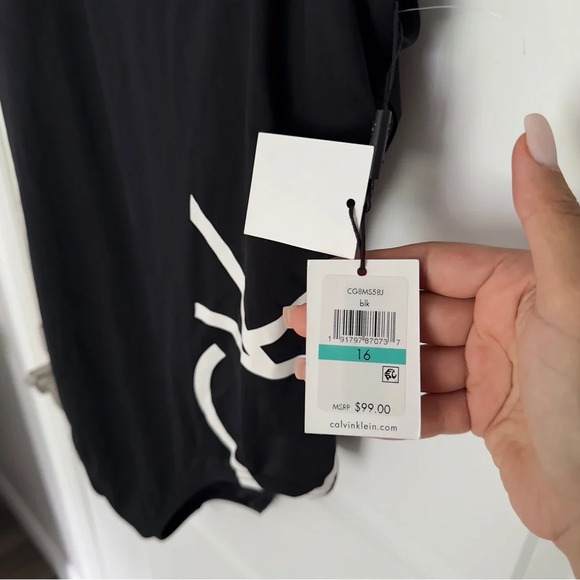 Calvin Klein one piece swimsuit build in bra size 16 - Picture 4 of 7